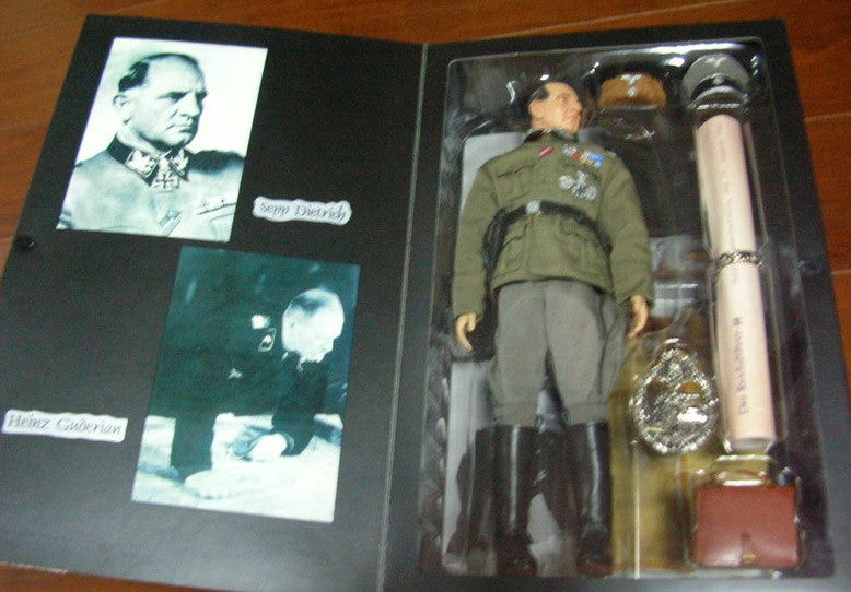 In The Past Toys ITPT 1/6 12" WWII German Panzer Division Action Figure Set - Lavits Figure
- 3