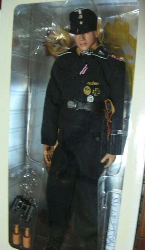 In The Past Toys ITPT 1/6 12" WWII Panzer Armored Personnel Michael Wittmann Action Figure Set - Lavits Figure
- 1