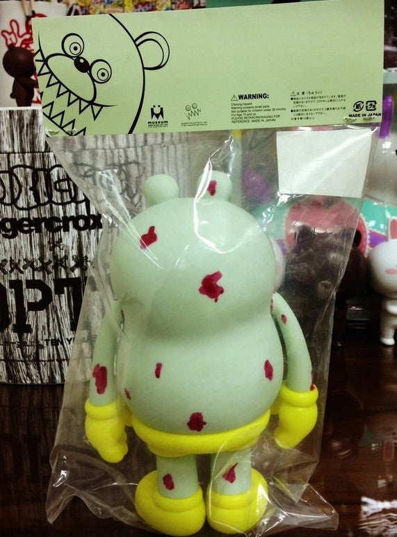 Silas 2010 T9G Kotaro Zombie Yellow Ver. 8" Vinyl Figure - Lavits Figure
- 2