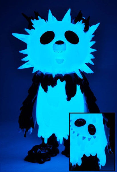 Instinctoy 2012 Hiroto Ohkubo Inc Panda GID Ver. 8" Vinyl Figure - Lavits Figure
- 2