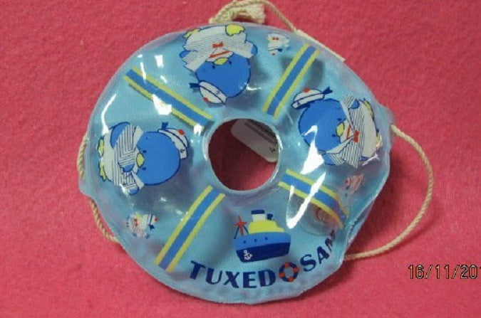 Sanrio 1986 Tuxedo Sam Penguin Mini Swimming Lap Strap Key Chain Holder - Lavits Figure