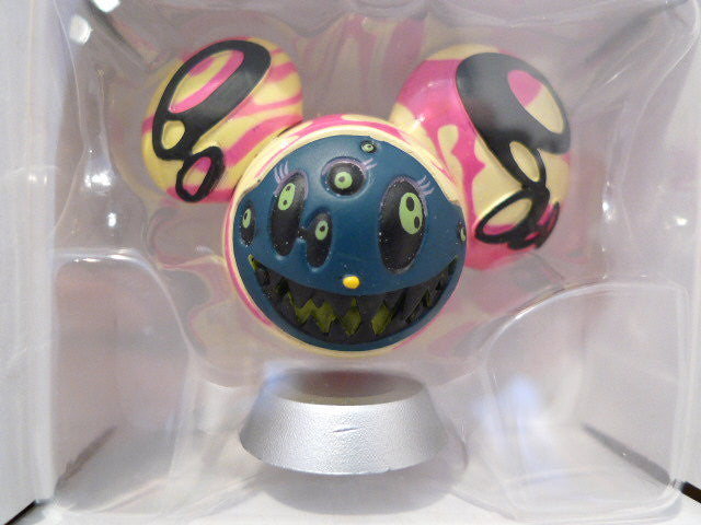 Takashi Murakami Super Flat Museum Limited Melting DOB Strange Ver. Mini Figure Magazine - Lavits Figure
- 2