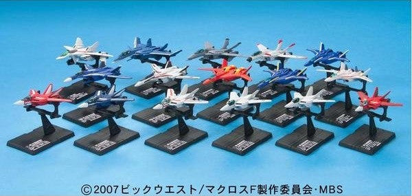 Bandai 1/250 Robotech Macross Fighter Collection Part 1 16+1 Secret 17 Mini Figure Set - Lavits Figure
- 2