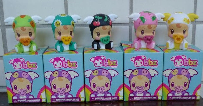 Kaching Brands 2009 Charuca BBZ 5 Mini Figure Set - Lavits Figure