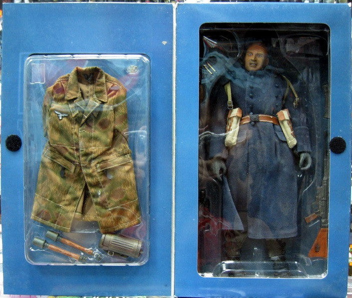 BBi 12" 1/6 Elite Force WWII German Fallschirmjager Dibision 5 Obergefreiter Type A Action Figure - Lavits Figure
- 2