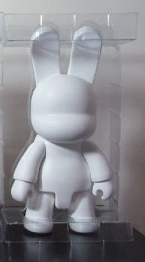 Toy2R Qee Custom Bunny Do It Yourself DIY White Ver 9" Vinyl Figure - Lavits Figure