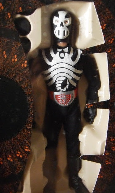 Medicom Toys 1/8 RAH 220 No 17 Kamen Masked Rider V3 Deathtron Fighter Action Figure - Lavits Figure
- 2