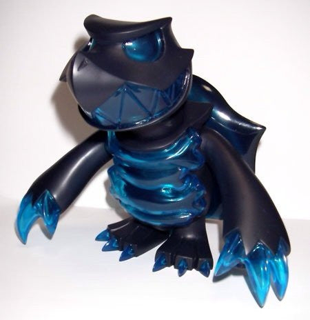 One-Up Touma Skuttle Monster Blue Topaz Ver. 5" Vinyl Figure - Lavits Figure
 - 1