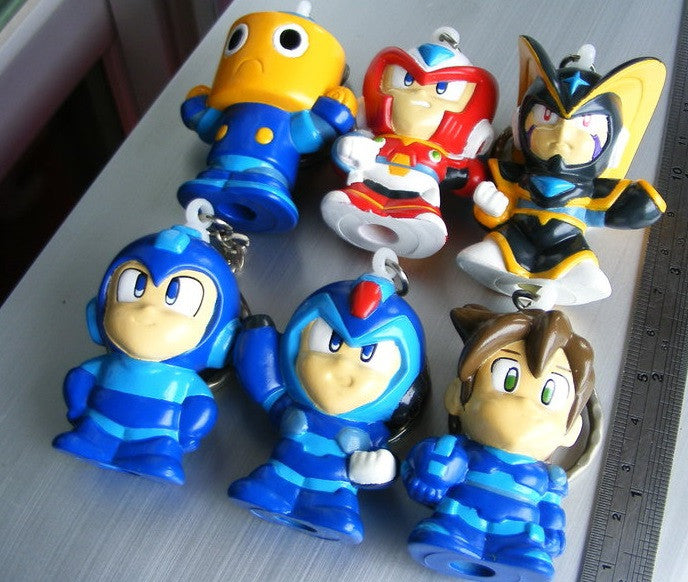 Banpresto 1998 Capcom Megaman Rockman Soft Key Holder Chain Mascot 6 Mini Figure Set - Lavits Figure
- 1