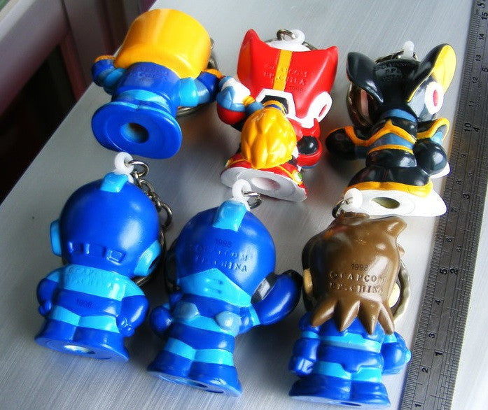 Banpresto 1998 Capcom Megaman Rockman Soft Key Holder Chain Mascot 6 Mini Figure Set - Lavits Figure
- 2