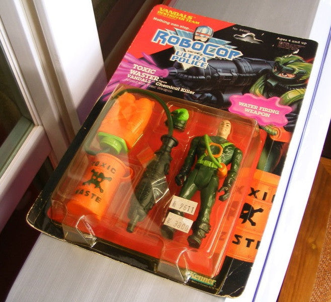 Kenner 1989 Robocop Ultra Police Toxic Waster Vandals Chemical Killer Action Figure - Lavits Figure
- 1