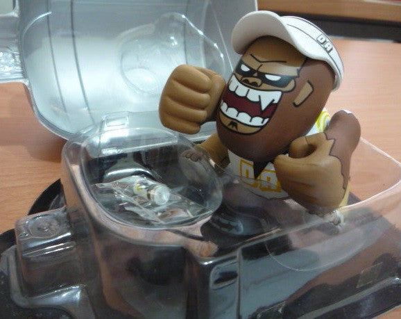 DaTeamBronx 2006 Tim Tsui Da Junior Sprayape Brown Ver 3" Vinyl Figure - Lavits Figure
 - 2