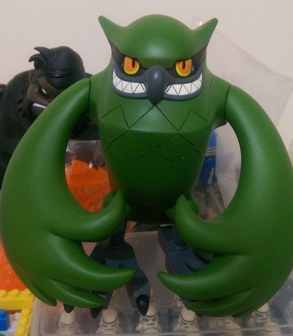 Headlock Studio 2004 Touma Talons Spanky Green Ver 8" Vinyl Figure - Lavits Figure
