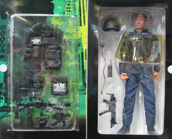 Dragon 12" 1/6 N.Y.P.D. Emergency Service Unit Bill Smith Action Figure - Lavits Figure
- 2