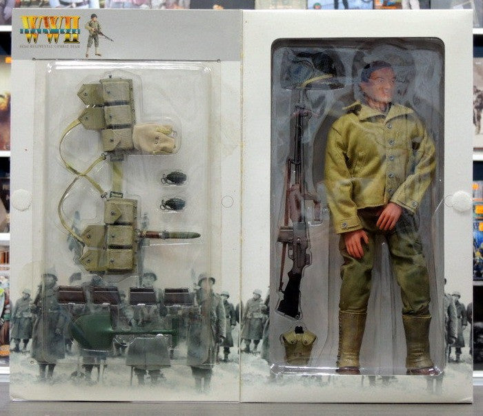 Dragon 12" 1/6 WWII Italy 1944 442nd Regimental Combat Team Tak Action Figure - Lavits Figure
 - 2
