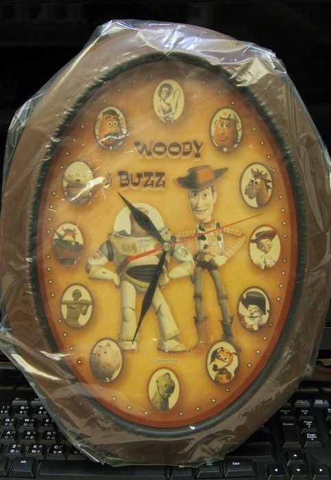 Sega Toy Story And Beyond Woody & Buzz Wall Clock - Lavits Figure
- 1