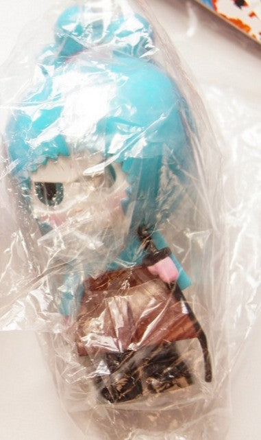 One-Up 2009 Gumliens Kirinosuke Blue Ver 6" Vinyl Figure - Lavits Figure
- 2