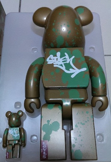 Medicom Toy Be@rbrick Levi's 400% Stash Gold Ver Action Figure - Lavits Figure
- 2