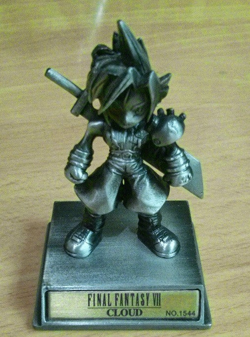 Square Enix Final Fantasy Chrome VII Cloud Metal Mini Trading Collection Figure - Lavits Figure