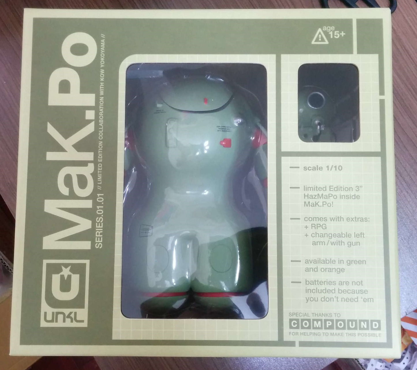 UNKLBrand 2008 Kow Yokoyama Mak Po Green 8" Vinyl Figure - Lavits Figure
- 2