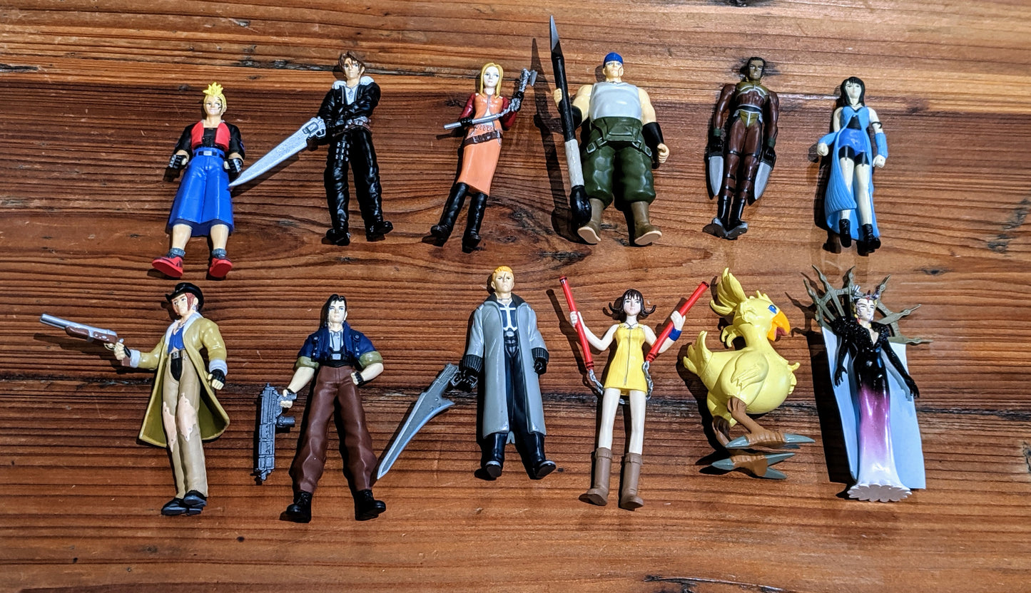 Square Enix 1999 Final Fantasy VII VIII 7 8 12 3" Trading Figure Set Used