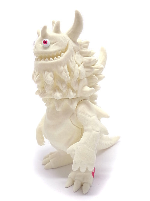 Museum 2010 T9G Minorityrev Rangeas Kaiju Untold White Flocked Ver. 7" Vinyl Figure - Lavits Figure