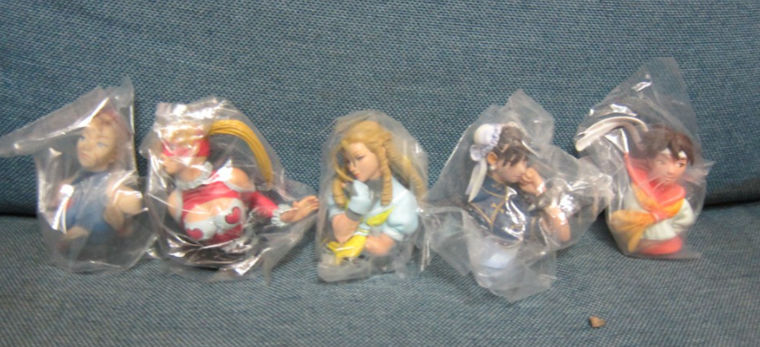 Figuax Street Fighter Heroines Gashapon Sakura R.Mika Karin Cammy Chun Li 5 2P Color Collection Figure Set