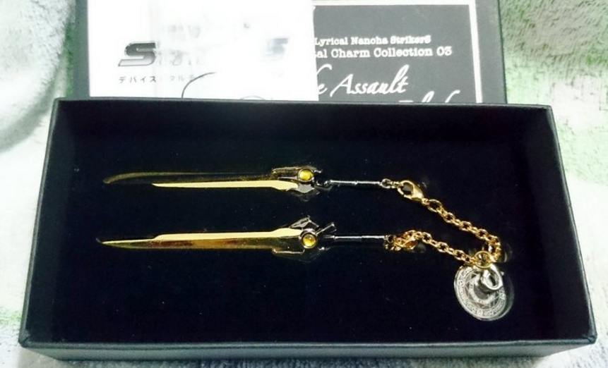 Good Smile Magical Girl Lyrical Nanoha Strikers Device Metal Charm Collection 03 Bardiche Assault Riot Blades - Lavits Figure
- 2
