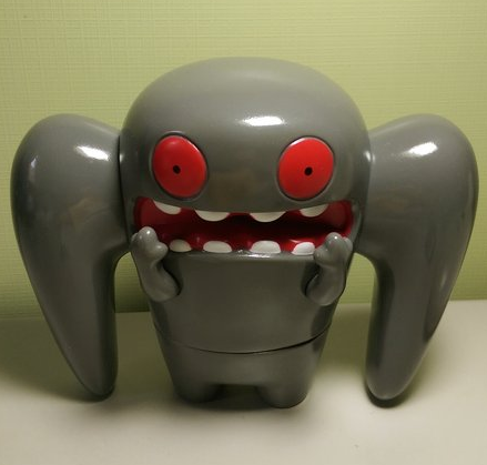 Wonderwall David Horvath KFGU Kaiju For Grown Ups Mothman Silver Bridge Type Grey Ver 6" Vinyl Figure - Lavits Figure