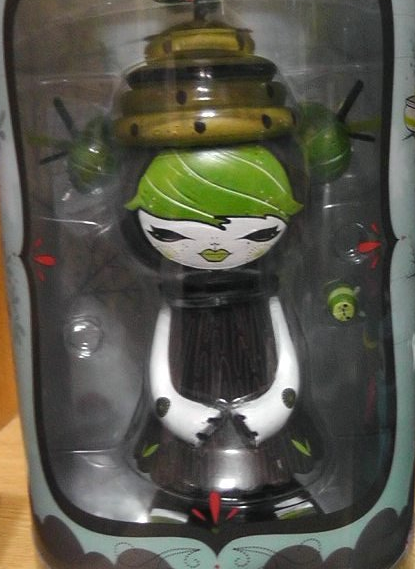 StrangeCo 2009 Julie West Bumble and Tweet Tree Edition Ver 6" Vinyl Figure - Lavits Figure