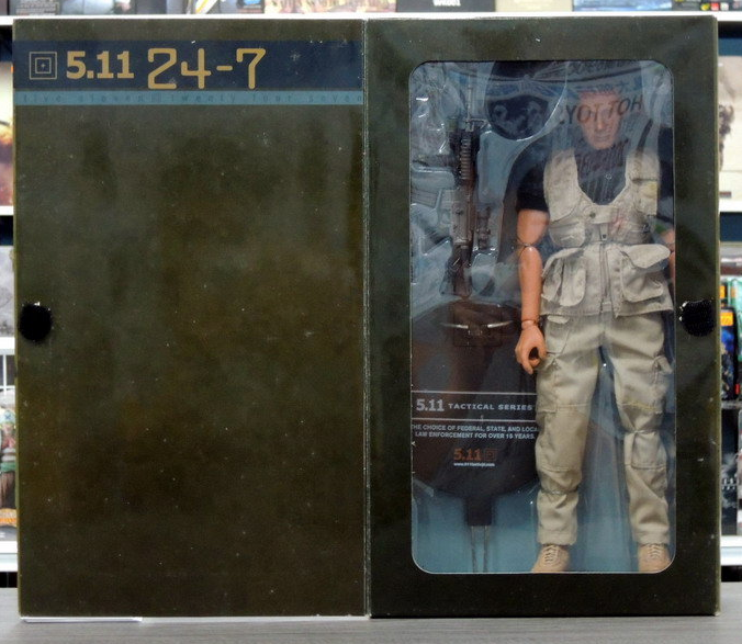 BBi 12" 1/6 Collectible Items 5.11 24-7 Tactical Freedom Fighter Alpha Mission Action Figure - Lavits Figure
- 2