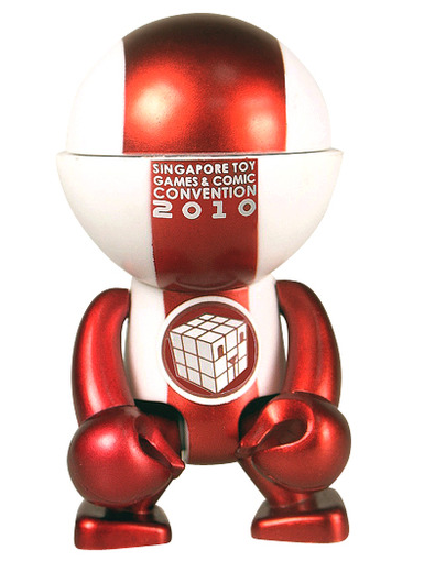 Play Imaginative Trexi Round STGCC 2010 3" Vinyl Figure - Lavits Figure
- 2