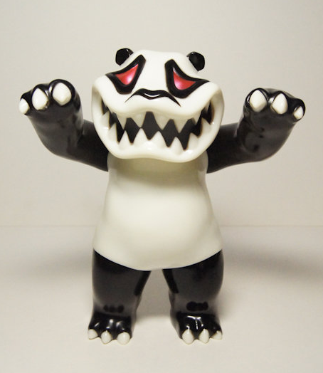 TTToy 2008 Hariken Mad Panda on the Loose Black & White Ver 7" Vinyl Figure - Lavits Figure