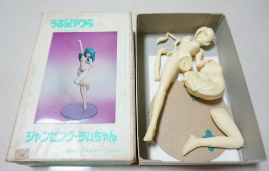Japan 1/8 Urusei Yatsura Cold Cast Model Kit Collection Figure - Lavits Figure
