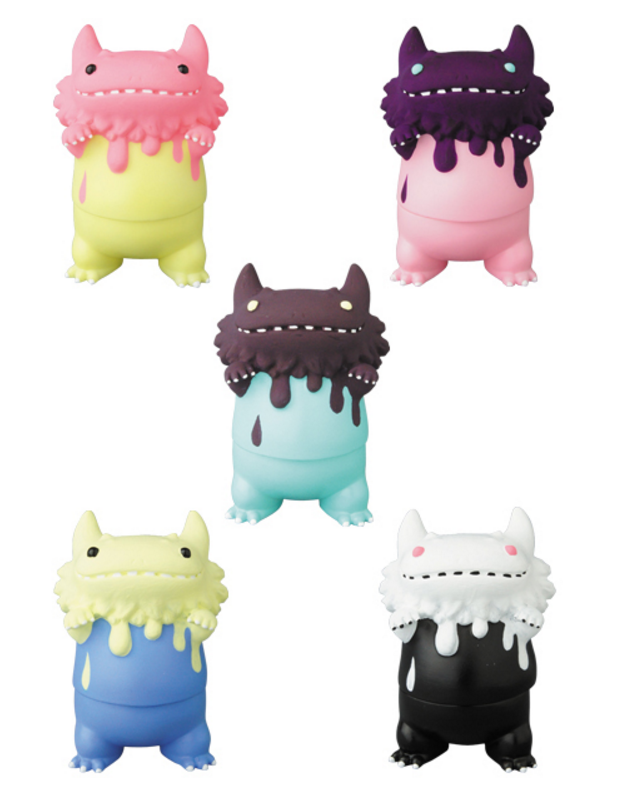 Medicom Toy VAG Vinyl Artist Gacha Gashapon Series 7 Rageron 5 2.5" Figure Set - Lavits Figure
- 2