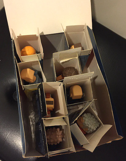 Brothersfree Brotherswork Mini Brothers 8 3" Vinyl Figure Set Used - Lavits Figure
- 2