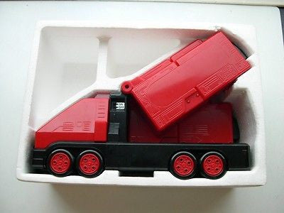 Bandai Power Rangers Gogo Five V Lightspeed Rescue Action Fire Truck RA-6 Figure - Lavits Figure
- 2