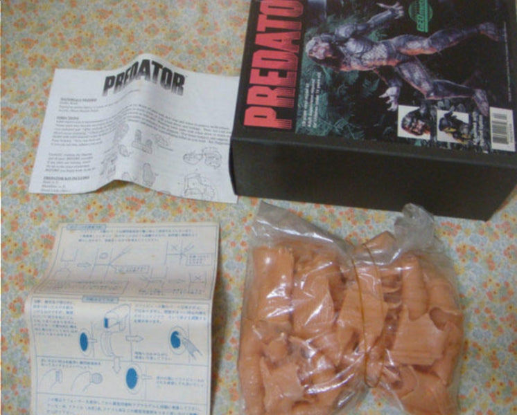 GEOmetric Design 1/8 Predator Pvc Cold Cast Model Kit Figure
