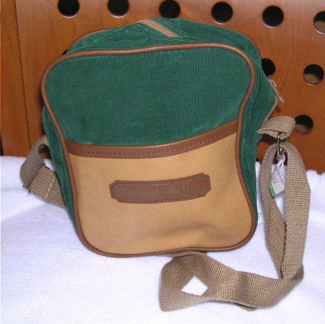 Sanrio The Vaudeville Duo Eddy & Emmy 6" Green Crossbody Bag