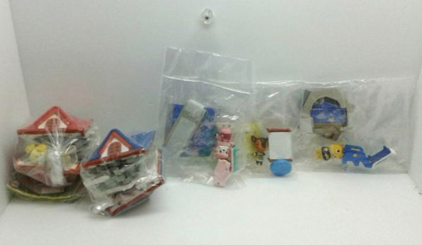 Takara Tomy Animal Crossing New Leaf Gashapon House & Furniture 5 Trading Figure Set Used