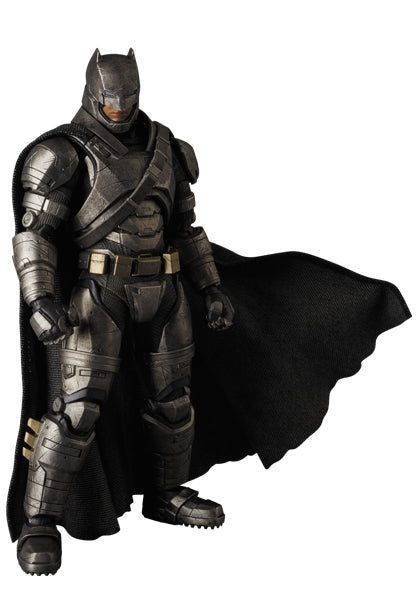 Medicom Toy MAFEX No 023 DC Comics Batman vs Superman Armored Batman ver Action Figure
