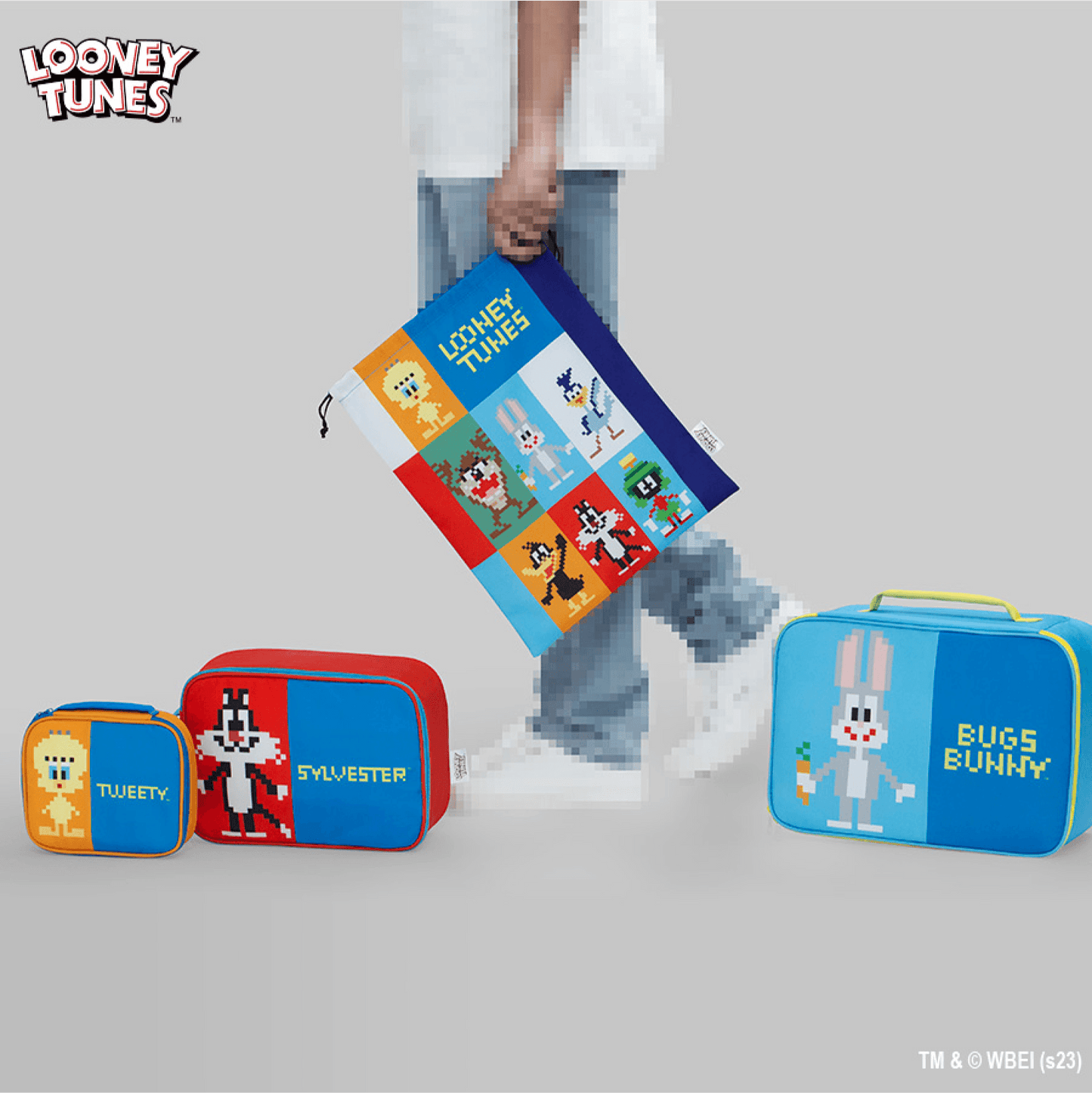 Looney Tunes Taiwan Poya Limited Pixel Art Style Travel Storage Bag Set