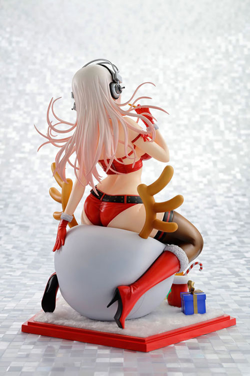 Vertex 1/7 Nitro Super Sonico Christmas ver PVC Figure