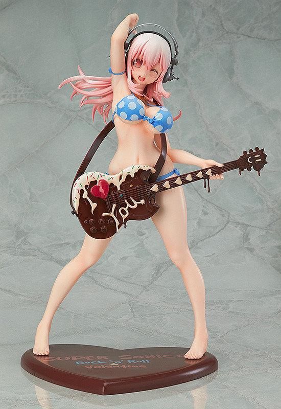 Wing 1/6 Nitro Super Sonico Rock 'n' Roll Valentine PVC Figure