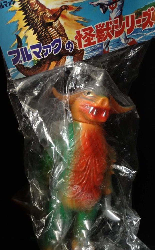 B-Club 2000 Bull Mark Baraba Barabbas Kaiju Monster 9" Soft Vinyl Collection Figure