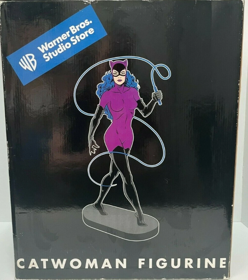 Warner Brothers 1999 Batman Animated Catwoman Figurine Statue 2000 Limited 12" Trading Collection Figure