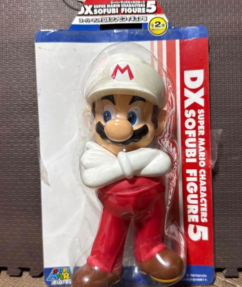 Banpresto Nintendo Super Mario Bros Characters DX Sofubi Part 5 Mario Vinyl Figure