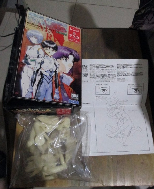 Sega 1/8 Neon Genesis Evangelion Shinji Ikari & Asuka Langley Soryu Cold Cast Model Kit Figure