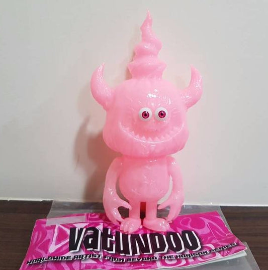 Medicom Toy T9G Vatundoo Pink Crystal GID Ver 7" Vinyl Figure Used