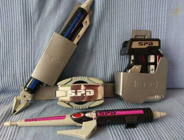 Bandai Power Rangers Dekaranger SPD Space Patrol Delta Weapon 2 Stick Belt Figure Set Used